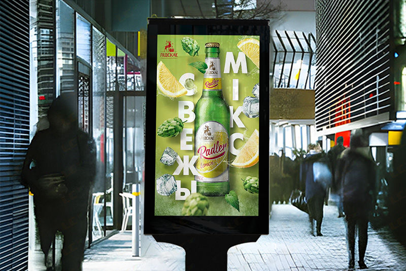 CNLC Outdoor LCD Advertising Machines: Ensuring Safety and Quality with Pilkington OptiView™ High-Quality Glass