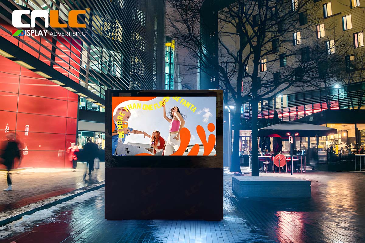 LCD Digital Signage